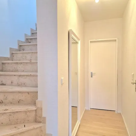 Willingenhome شقة *